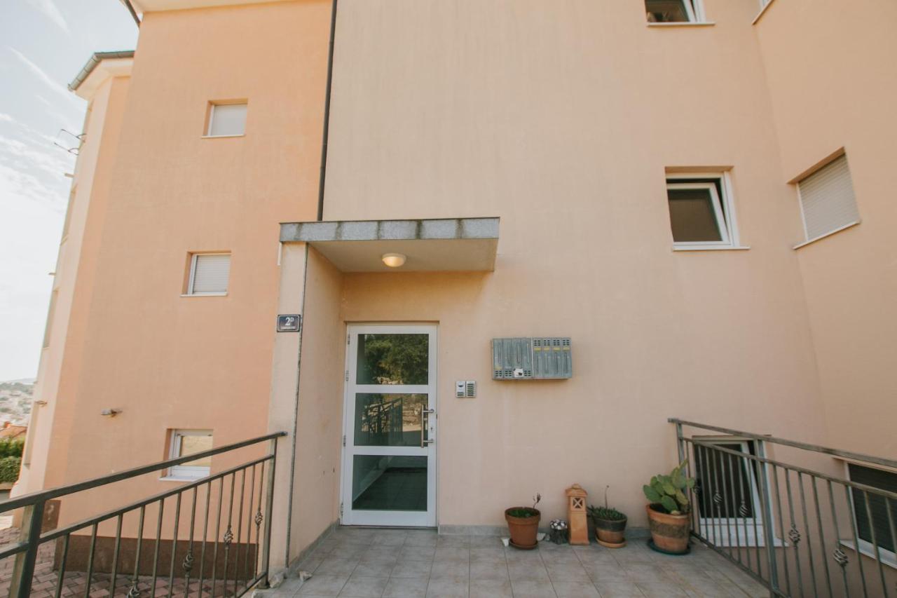 Apartman Sunny Apartment Trogir Exterior photo